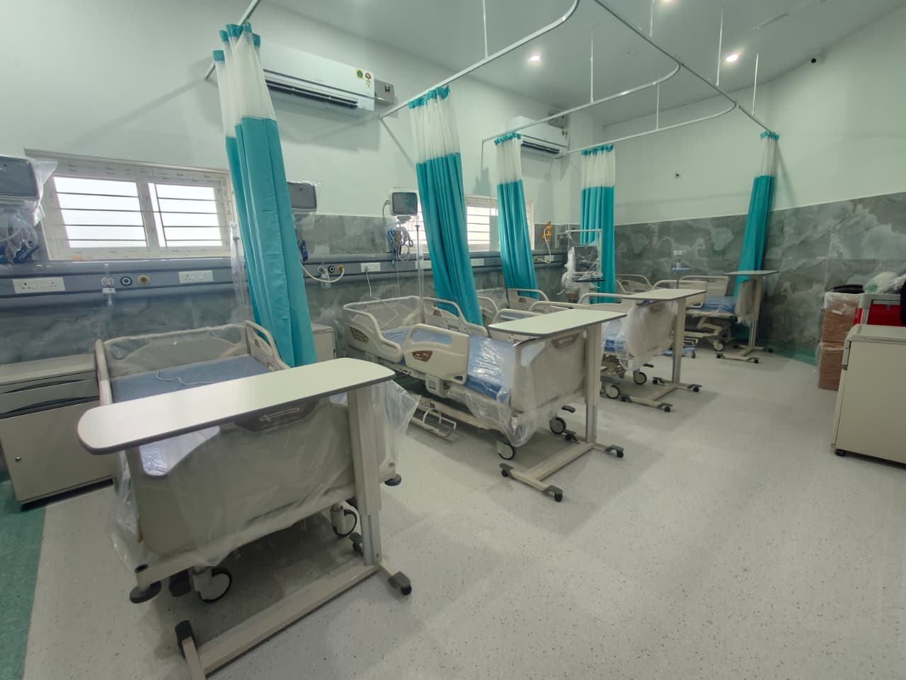 WhatsApp Image 2025-11-06 at 11.06.23 AM (1)